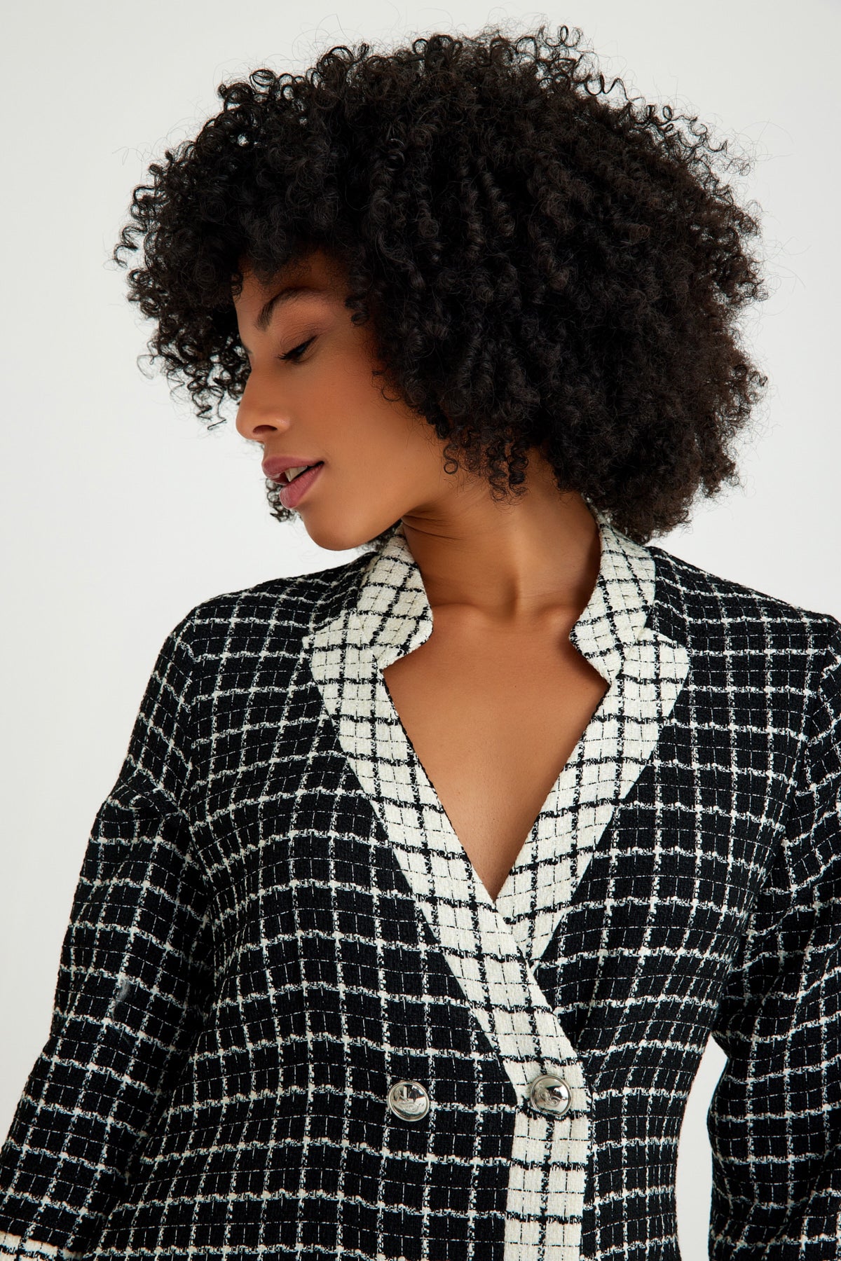 Siyah Beyaz Ekose Yandan Cepli Kruvaze Elbise