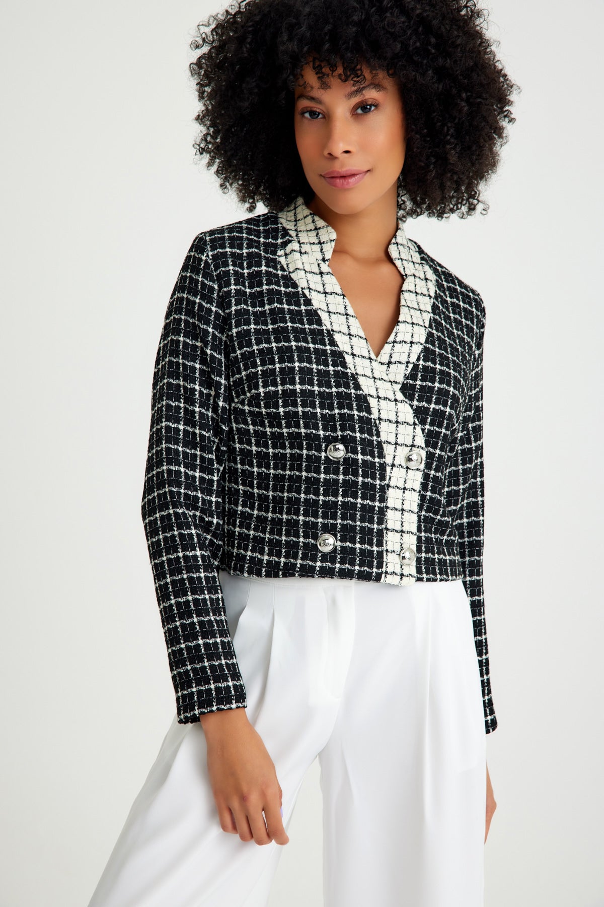 Siyah Beyaz Ekoseli Kısa Kadın Ceket