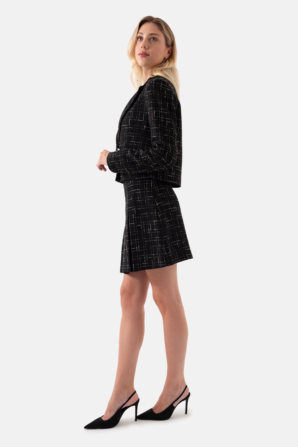 Siyah Kareli Kruvaze Kısa Kadın Ceket