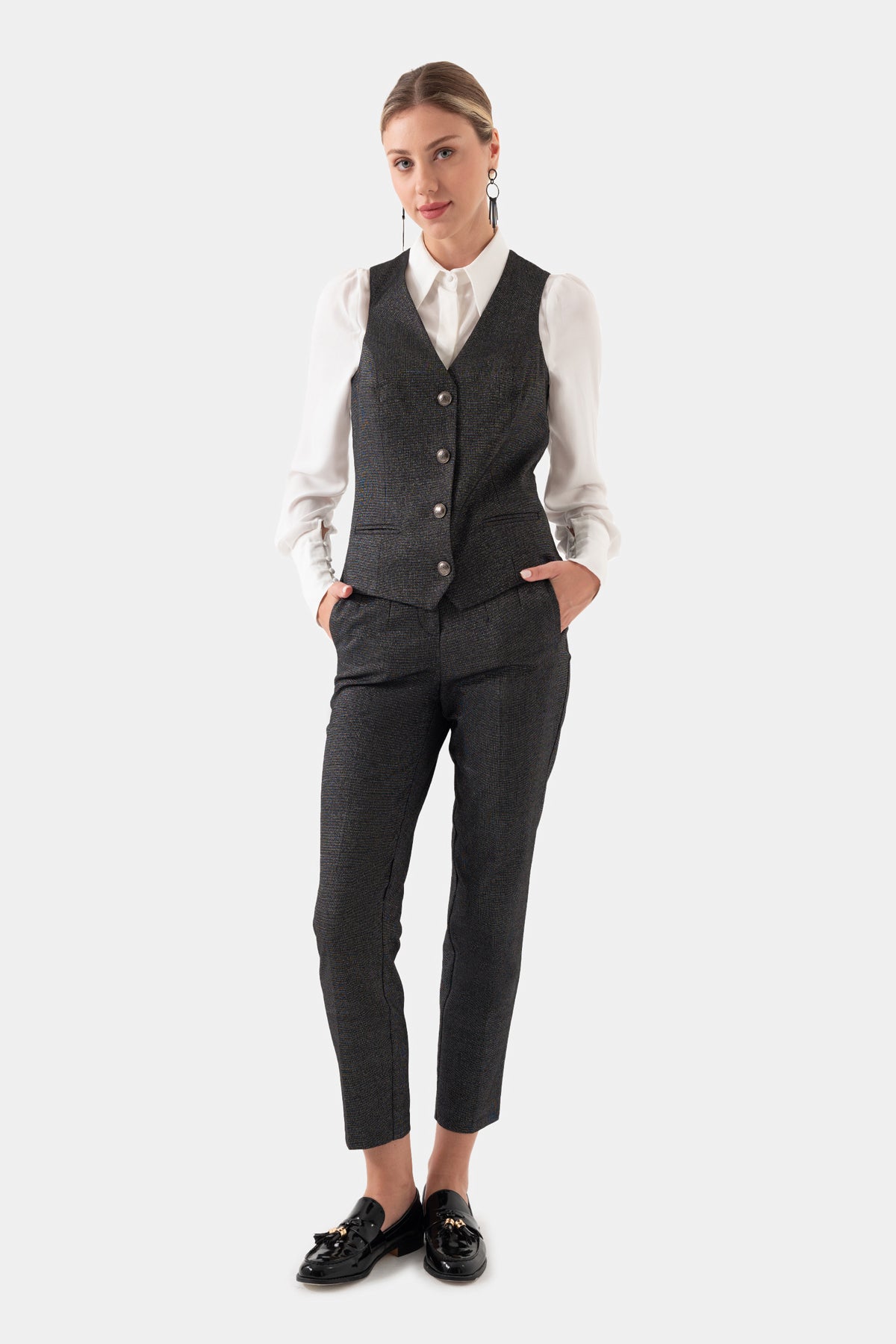 Siyah Önü Düğmeli Astarlı Kadın Yelek