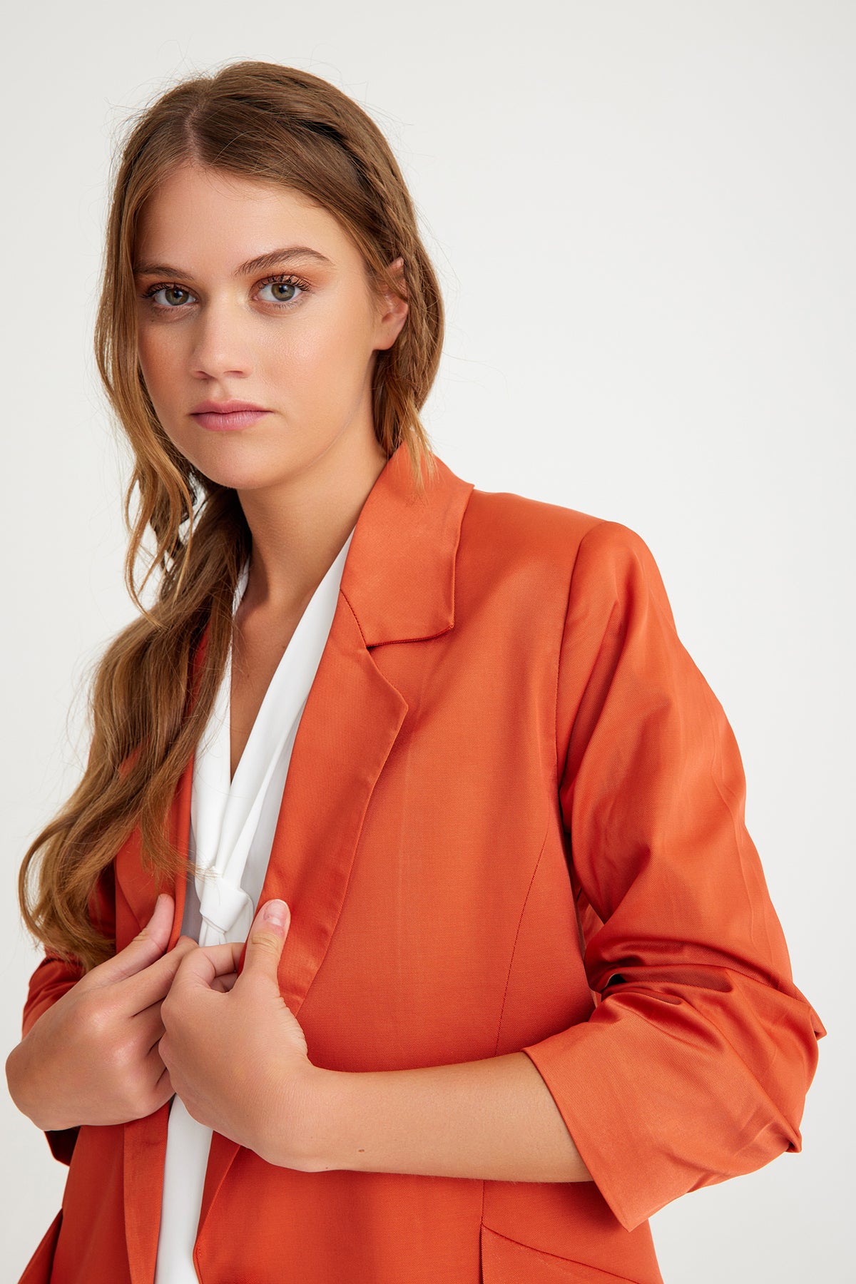 Turuncu Kolları Büzgülü Blazer Kadın Ceket
