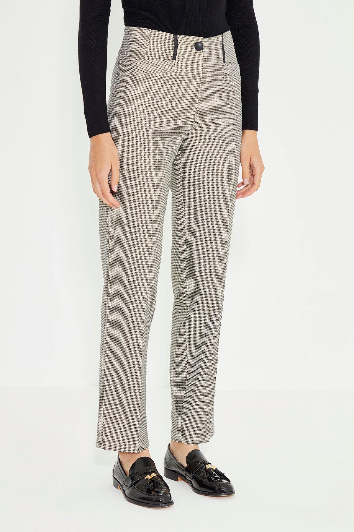 Houndstooth Patterned Leather Piping Detail Carrot Fit Women's Trousers