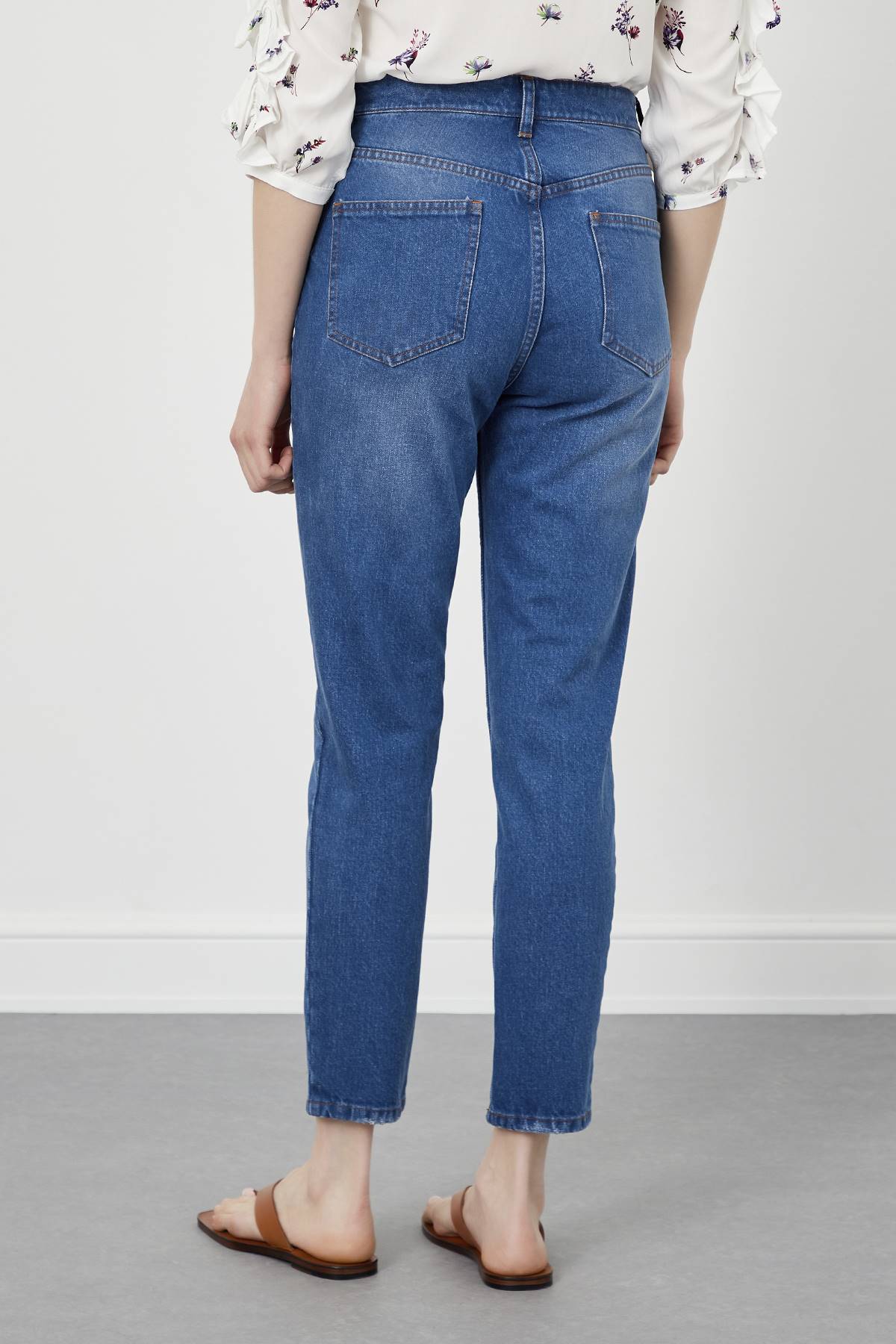 Blue Short-Leg High-Waist Jean