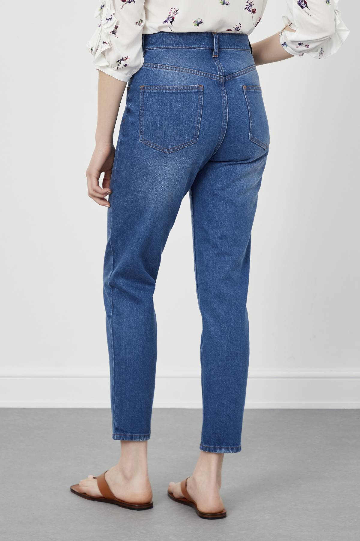 Blue Short-Leg High-Waist Jean