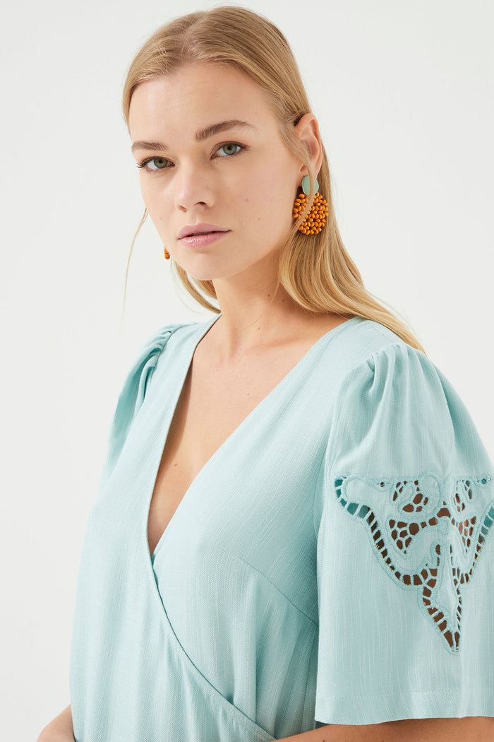Lace Detailed Sleeve Dress