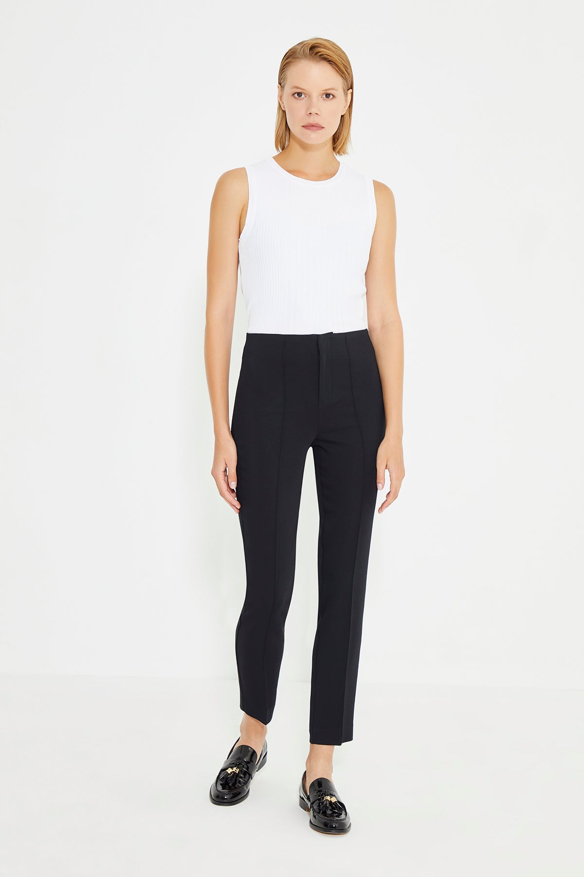 Black Front Rib Detail Carrot Fit Women's Trousers