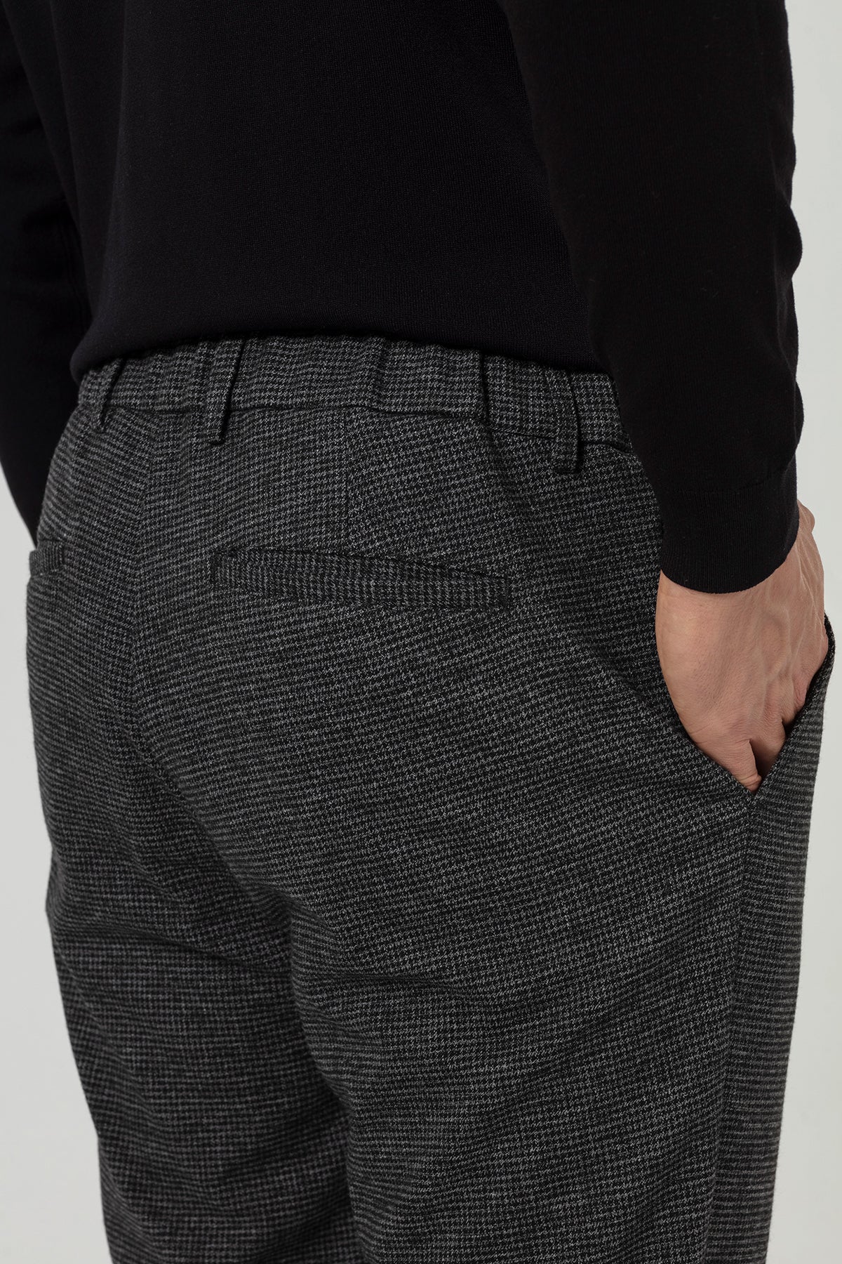 Anthracite Houndstooth Pattern Regular Fit Men's Jogger Pants