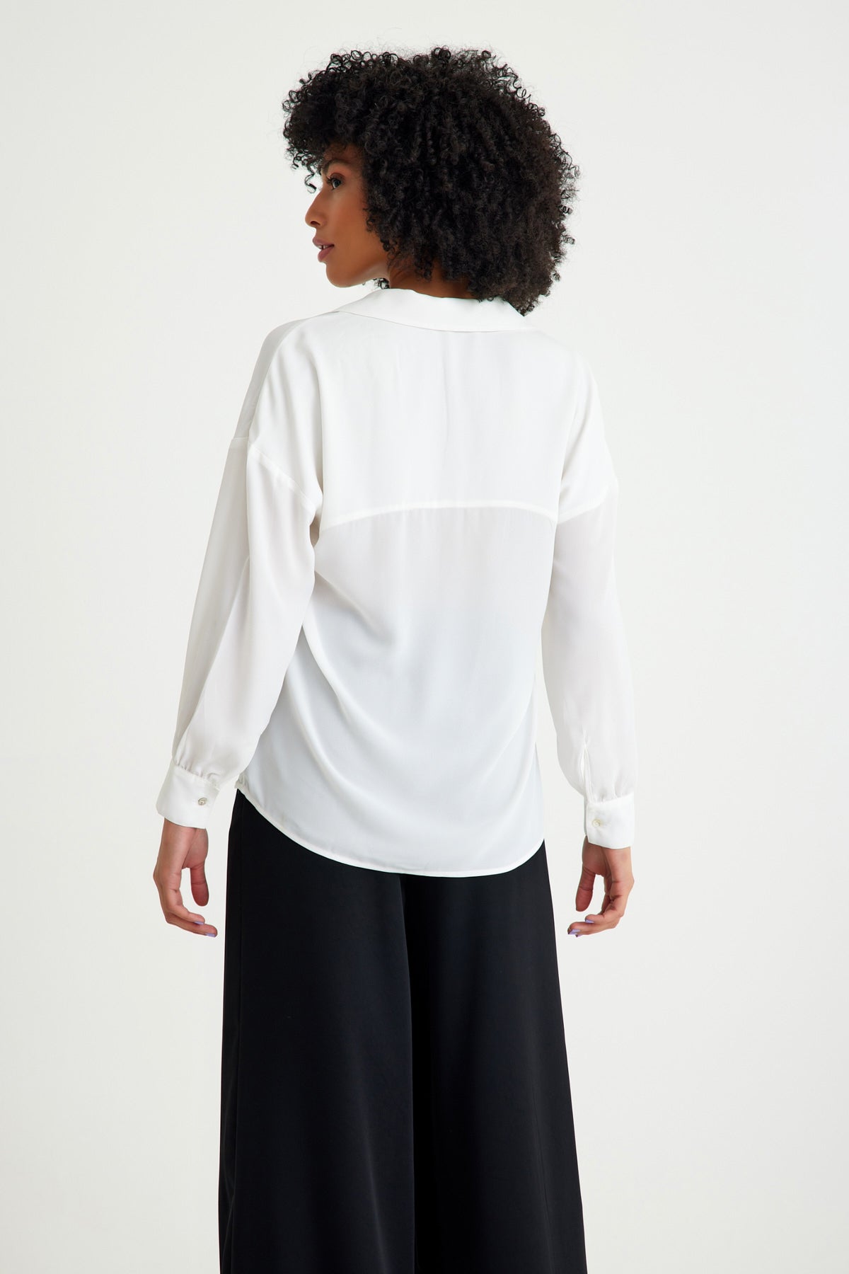 White Lapel Collar Cuffed Women's Shirt