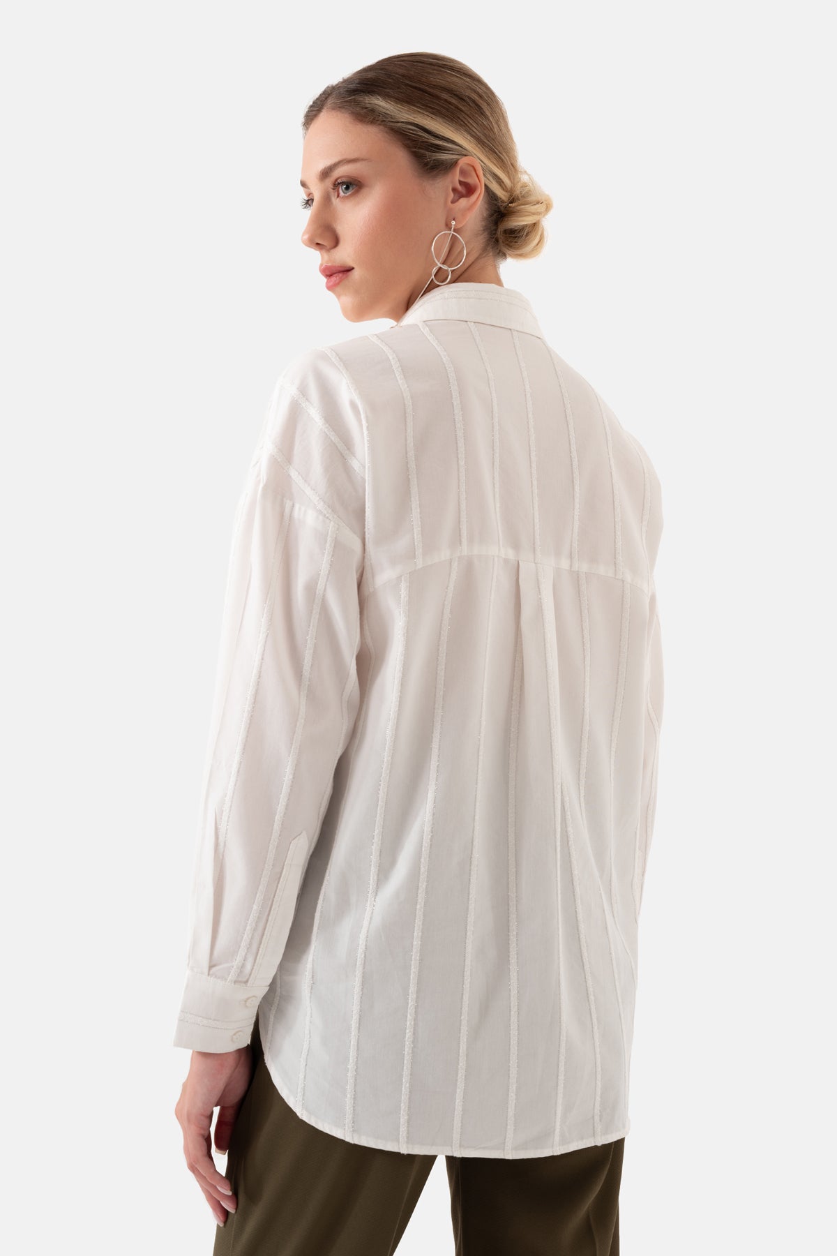 Beyaz Çizgili Oversize Kadın Gömlek