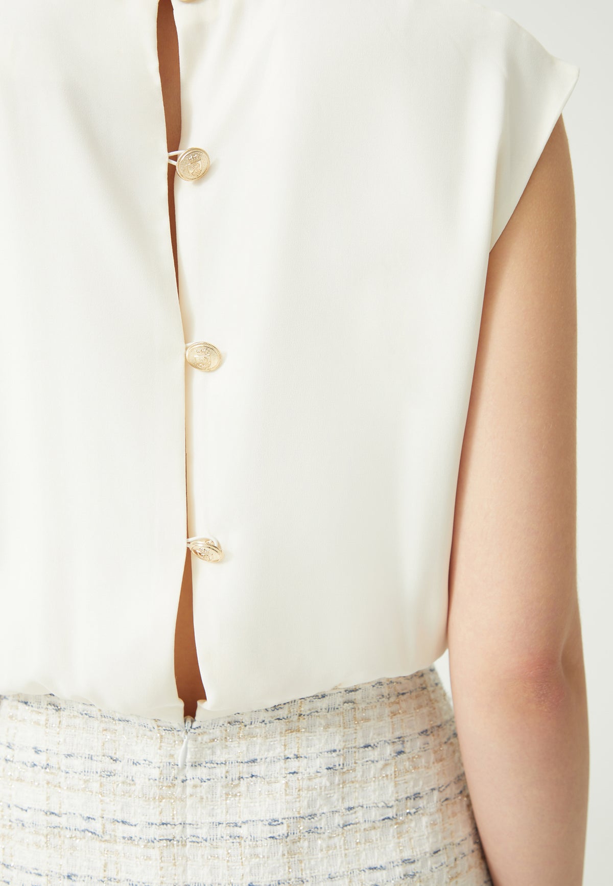 Ekru Eteği Volanlı Kolsuz Mini Tüvit Elbise