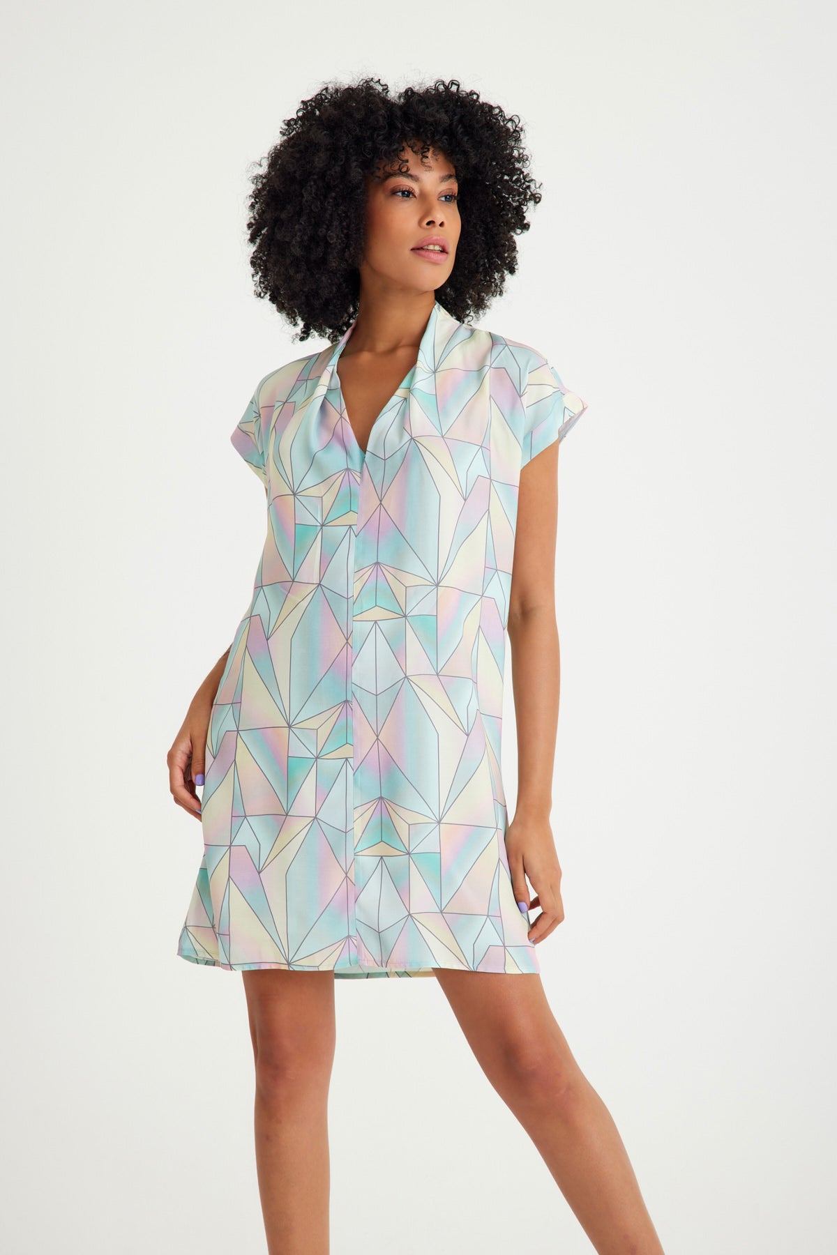 Geometric Patterned Low Short Sleeve Casual Fit Short Dress
