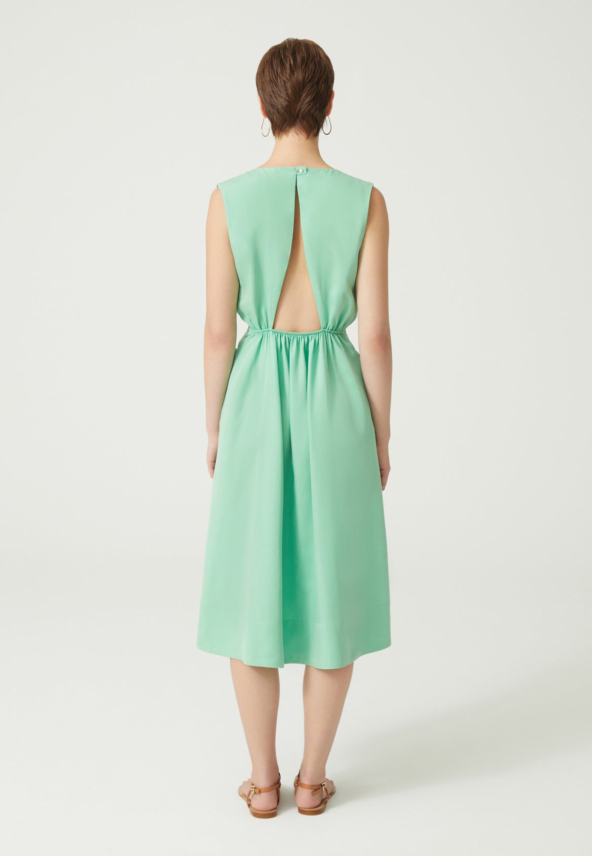Yeşil Sırt Dekolteli Kadın Midi Elbise
