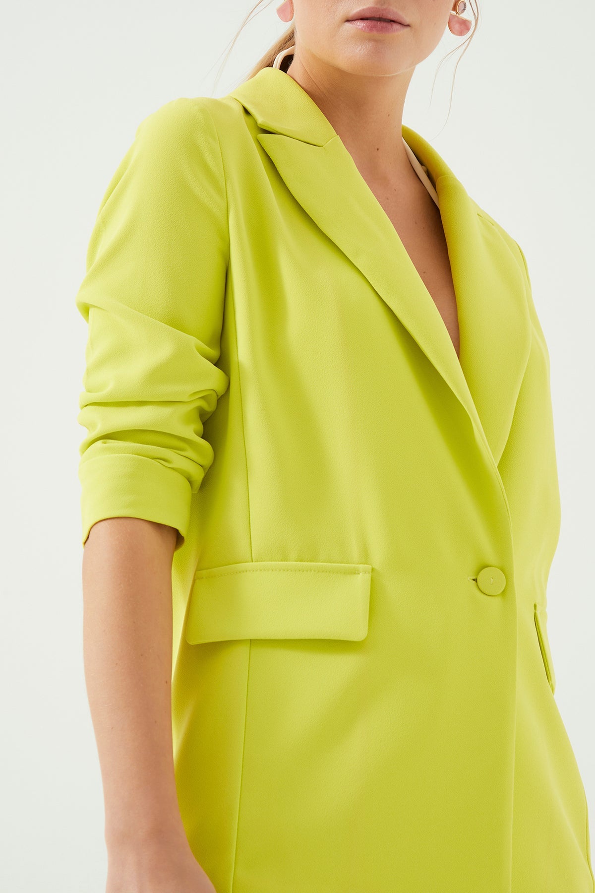 Açık Yeşil Kolları Büzgülü Astarsız Blazer Kadın Ceket