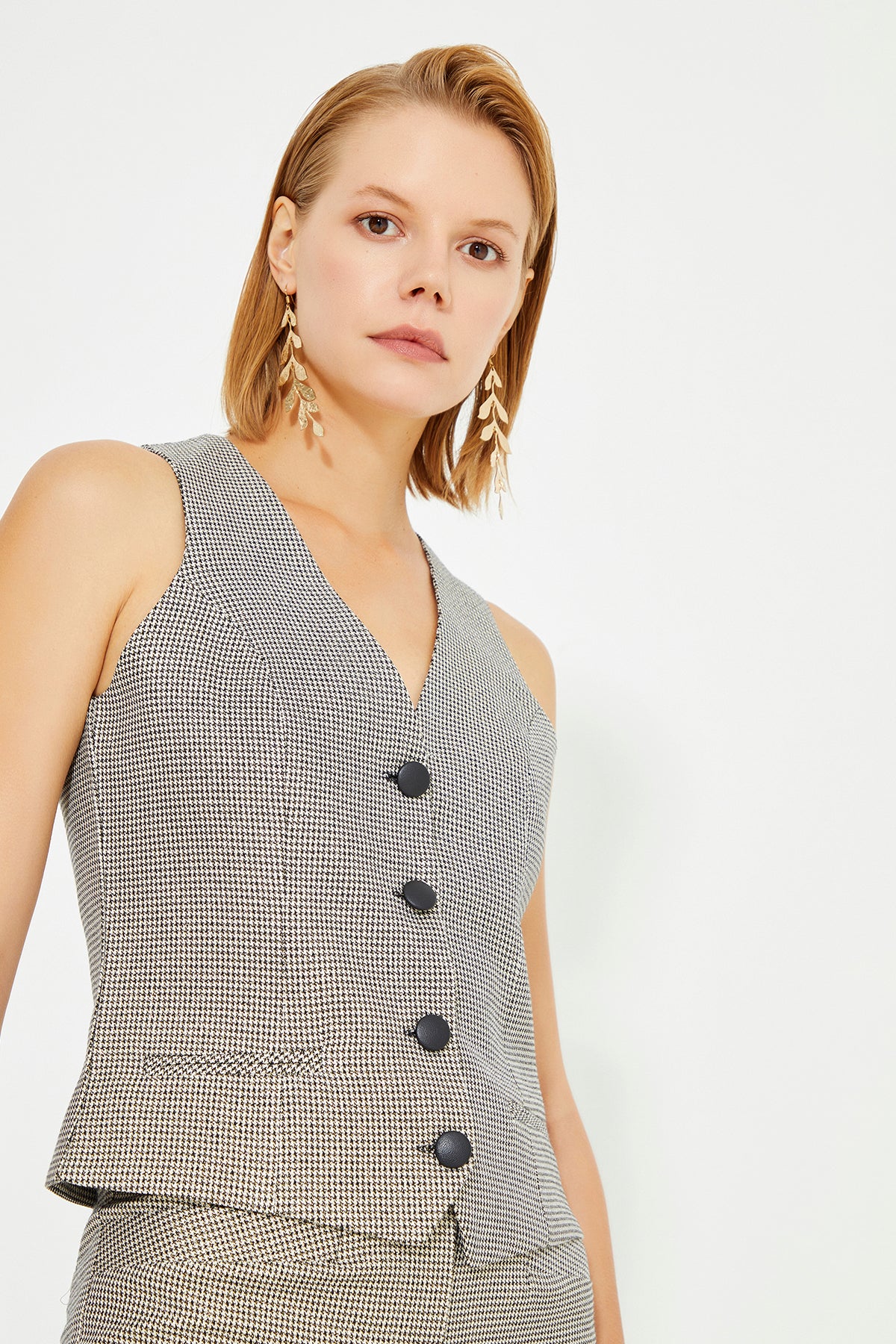 Houndstooth Patterned Front Button Closure Lined Women's Vest