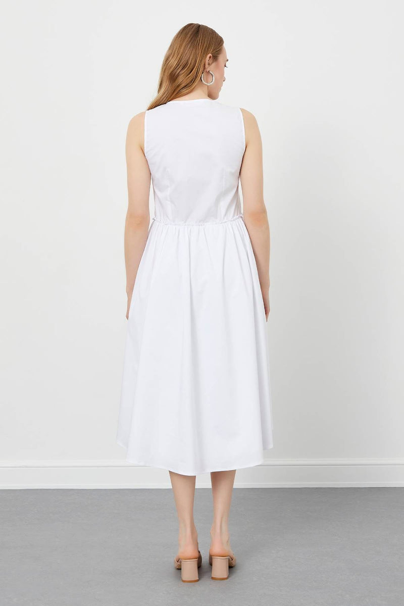 White Sleeveless Knee-Length Shirt Dress