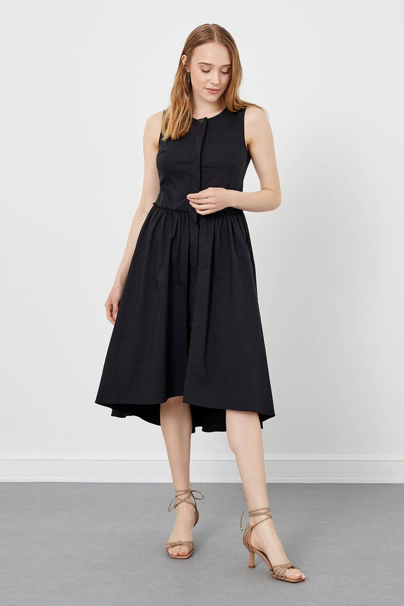 Black Sleeveless Knee Length Shirt Dress
