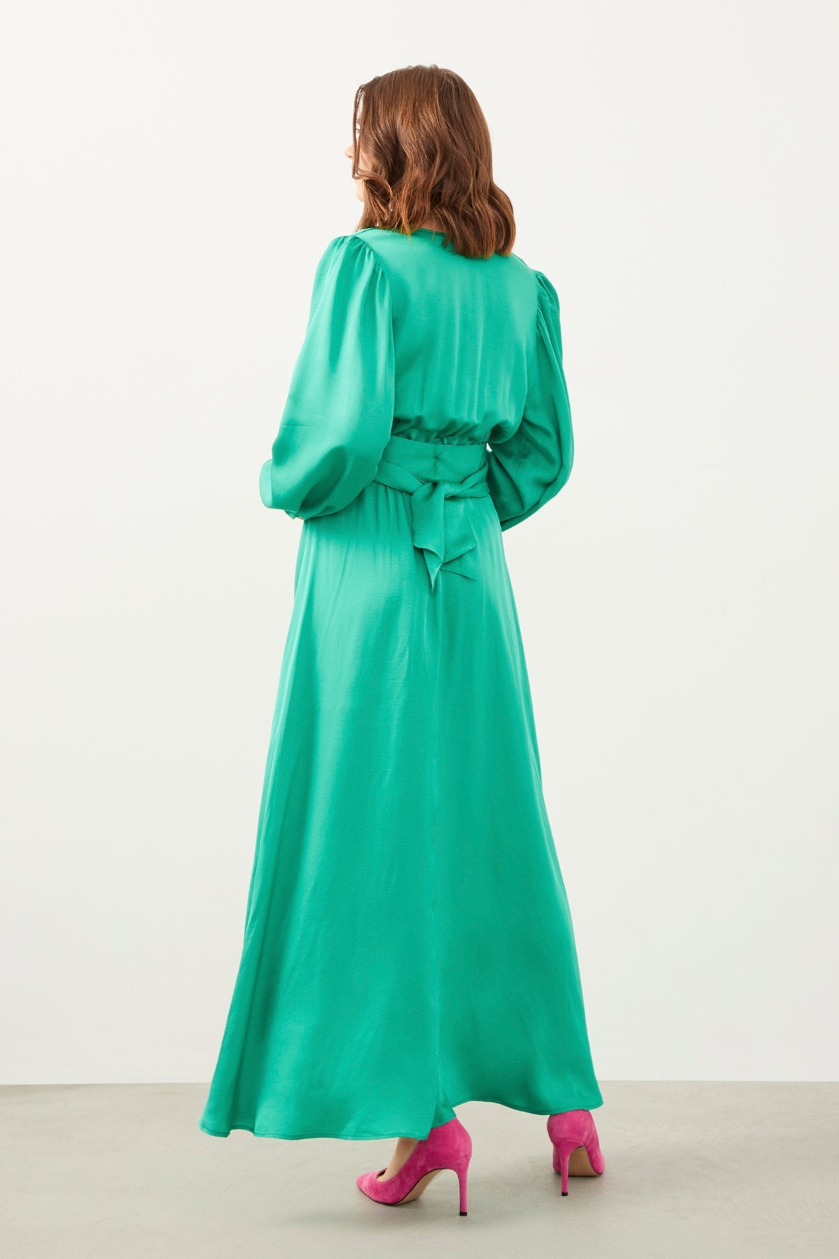 Yeşil Kruvaze Beli Kuşaklı Lastikli Maxi Elbise