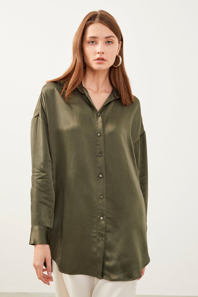 Yeşil Saten Görünümlü Uzun Kol Oversize Kadın Gömlek