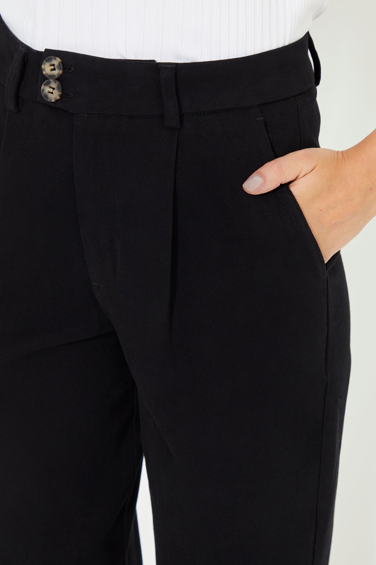 Black High Waist Pleated Women's Trousers